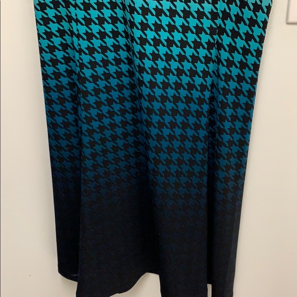 Cap Sleeve Fit & Flare Dress - Picture 3 of 10